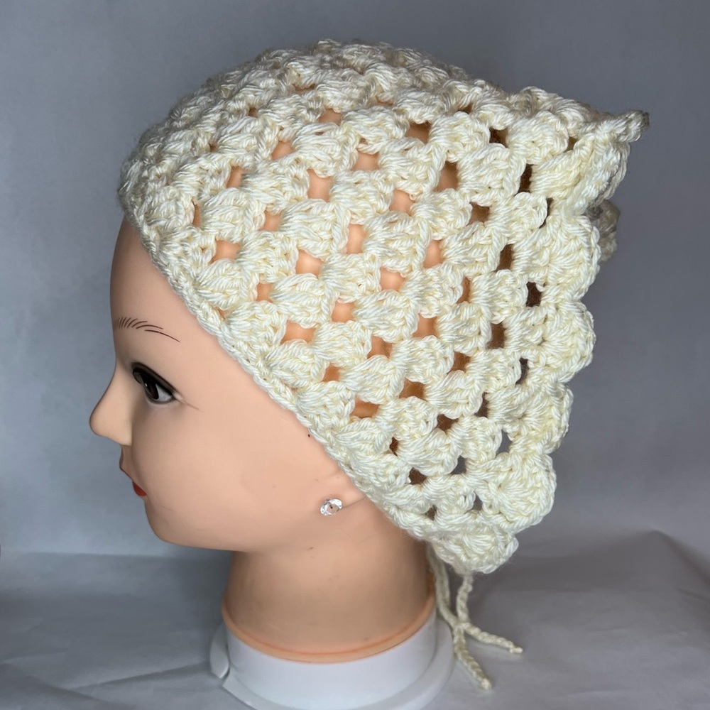 Hair kerchief/Bandana Handcrafted by seller with soft yarn, one size